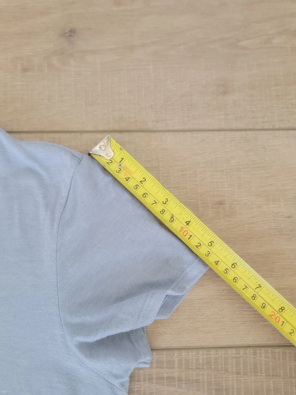 The North Face Bears Graphic V-Neck Tee Tri-Blend Light Blue Women's Size Small - Picture 9 of 11